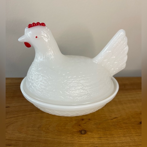 Vintage opalescent milk glass Hen on nest 2 piece possible Westmoreland 4.25” - Picture 5 of 10